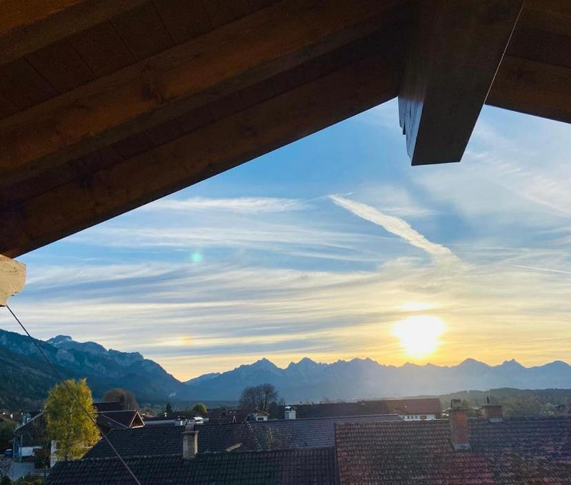 23 Neu Erbaute Ferienwohnung Mit Schloss- Und Panoramablick ฮาลเบลค ภายนอก รูปภาพ