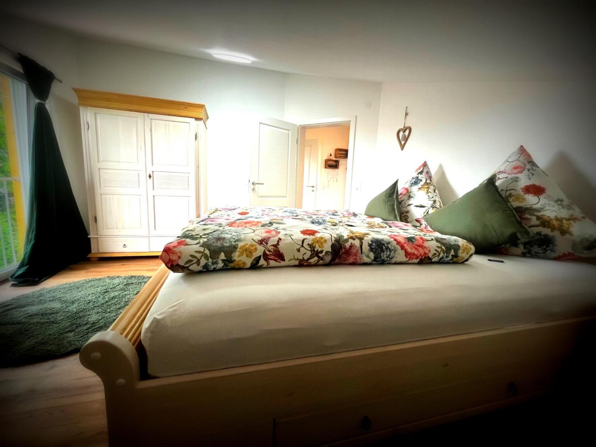 23 Neu Erbaute Ferienwohnung Mit Schloss- Und Panoramablick ฮาลเบลค ภายนอก รูปภาพ