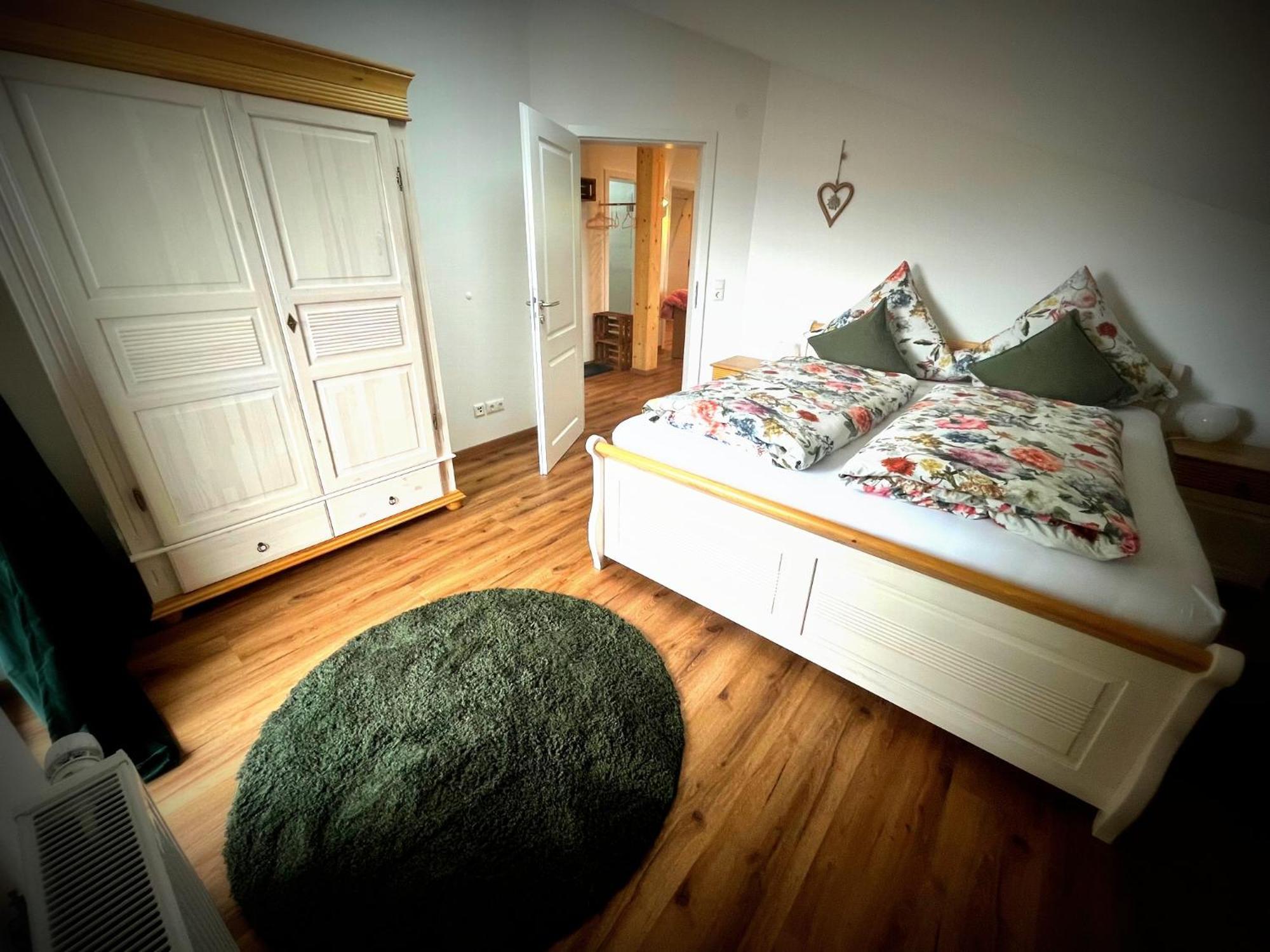 23 Neu Erbaute Ferienwohnung Mit Schloss- Und Panoramablick ฮาลเบลค ภายนอก รูปภาพ