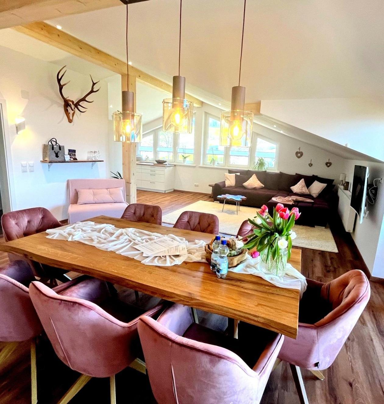 23 Neu Erbaute Ferienwohnung Mit Schloss- Und Panoramablick ฮาลเบลค ภายนอก รูปภาพ