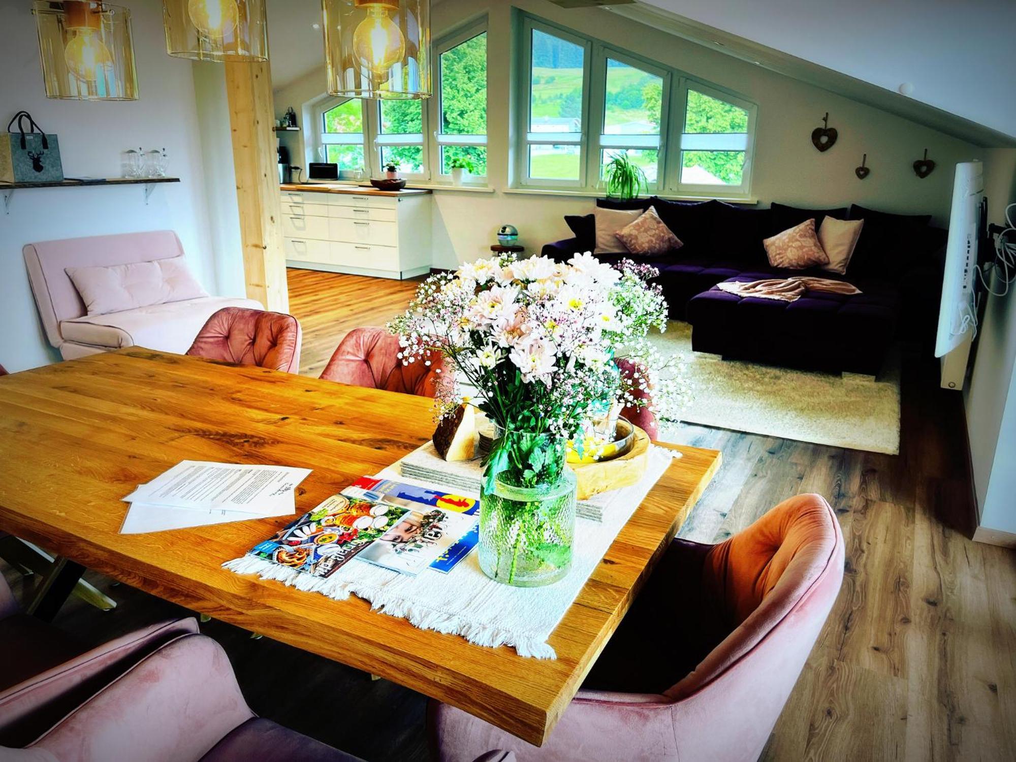 23 Neu Erbaute Ferienwohnung Mit Schloss- Und Panoramablick ฮาลเบลค ภายนอก รูปภาพ